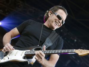 Tommy Castro